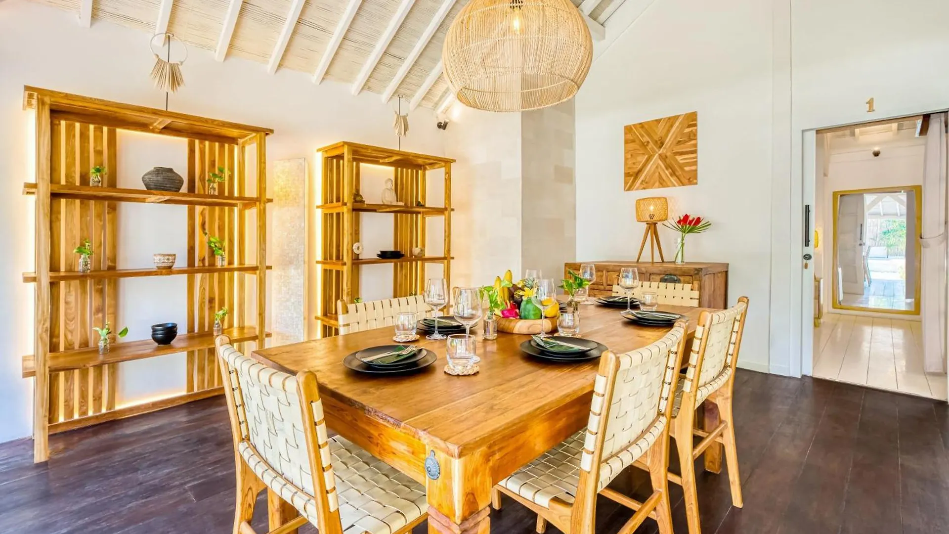 Spacious 2 Villas Combined 9 Bedrooms 2 Pools Seminyak