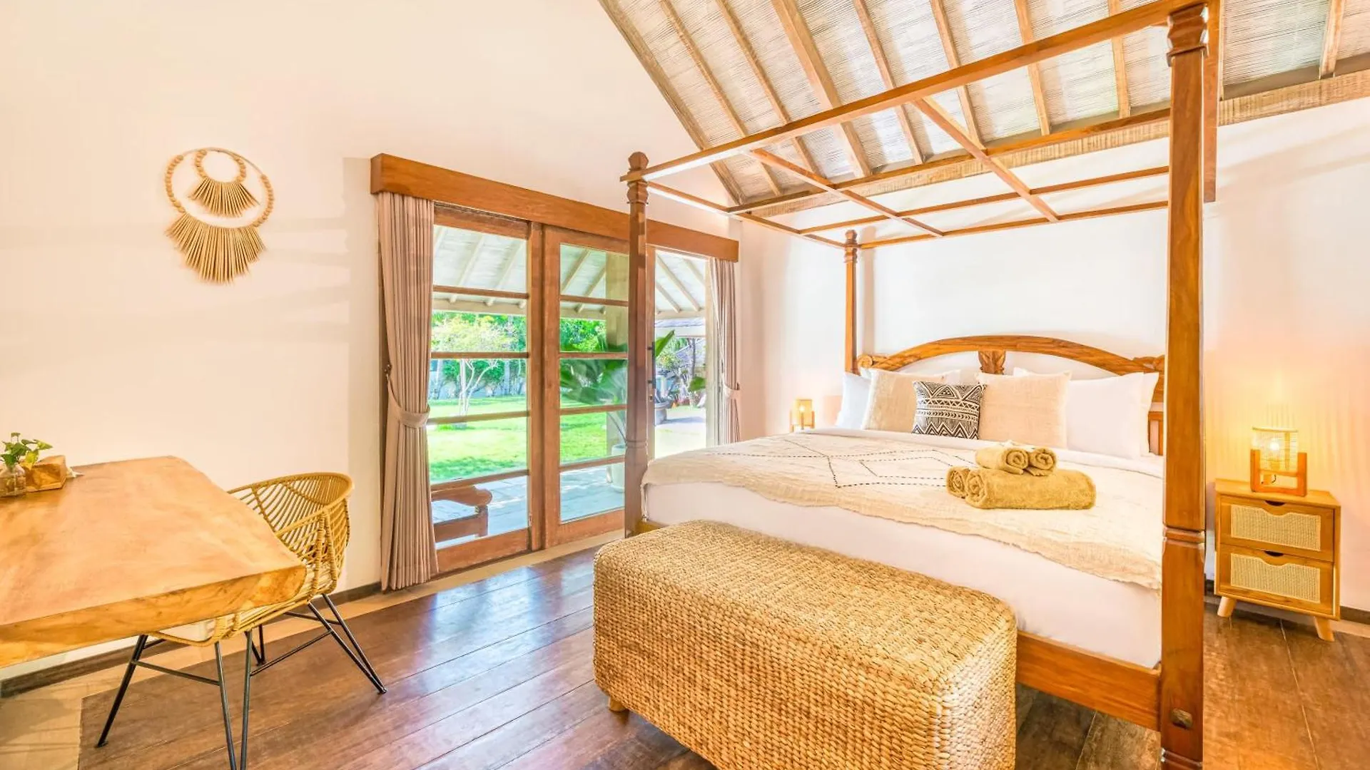 Holiday home Spacious 2 Villas Combined 9 Bedrooms 2 Pools Seminyak  Indonesia